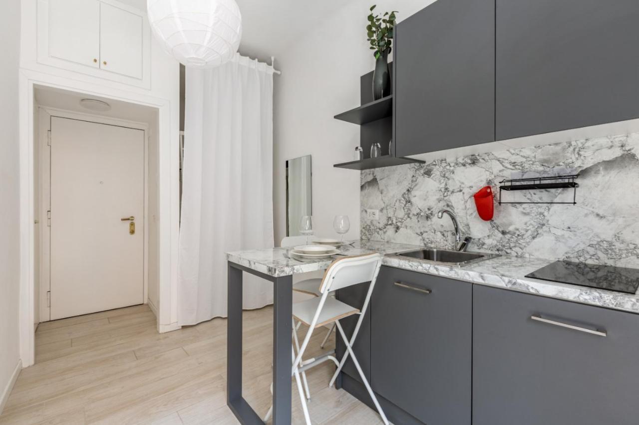 Bright Apt 600Mt From Viale Zara! Милано Екстериор снимка