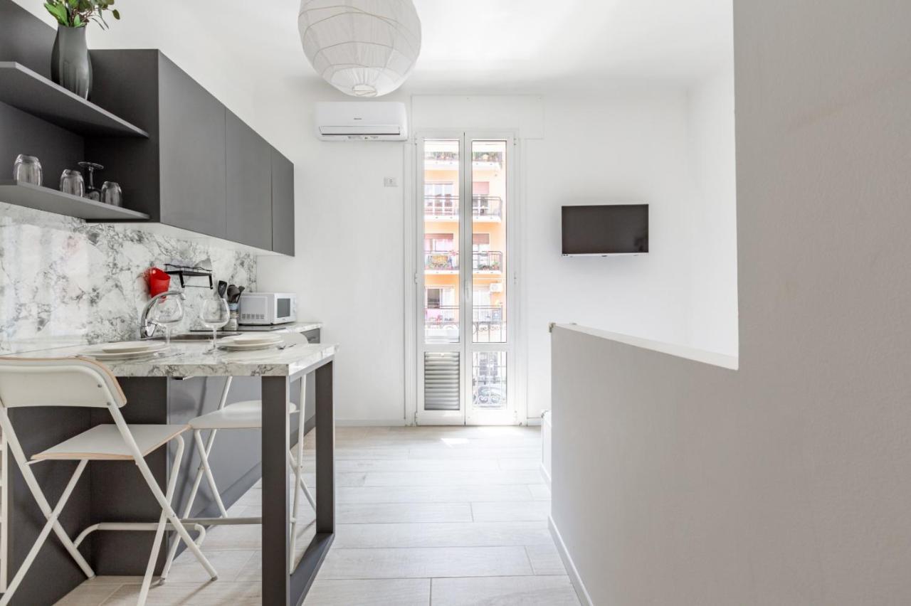 Bright Apt 600Mt From Viale Zara! Милано Екстериор снимка